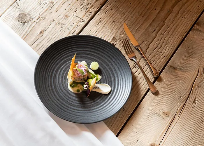 Bogner Hof Hotell 4*